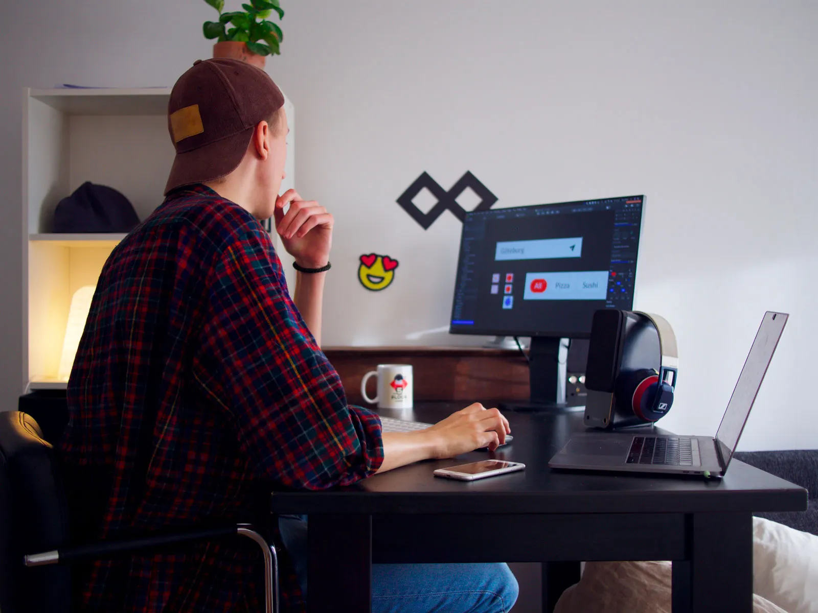 Le webdesign, ce n'est pas toujours porter un couvre-chef, c'est aussi créer un identité Le webdesign, ce n'est pas toujours porter un couvre-chef, c'est aussi créer un identité