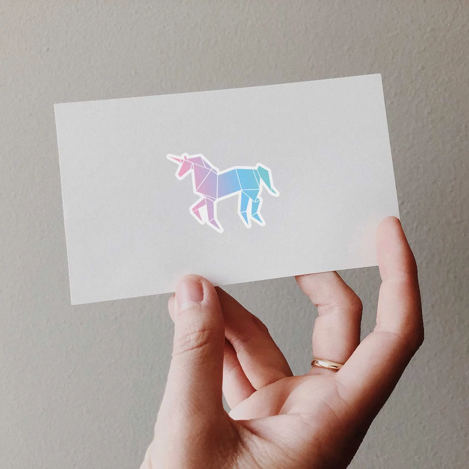 Quoi qu'une licorne peut aussi être efficace Quoi qu'une licorne peut aussi être efficace