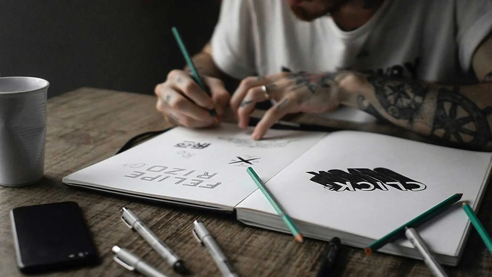 Testez et re-testez pour un logo qui vous satisfait Testez et re-testez pour un logo qui vous satisfait