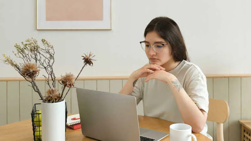 Comment créer votre CV en ligne, gratuitement sur Hubside ?