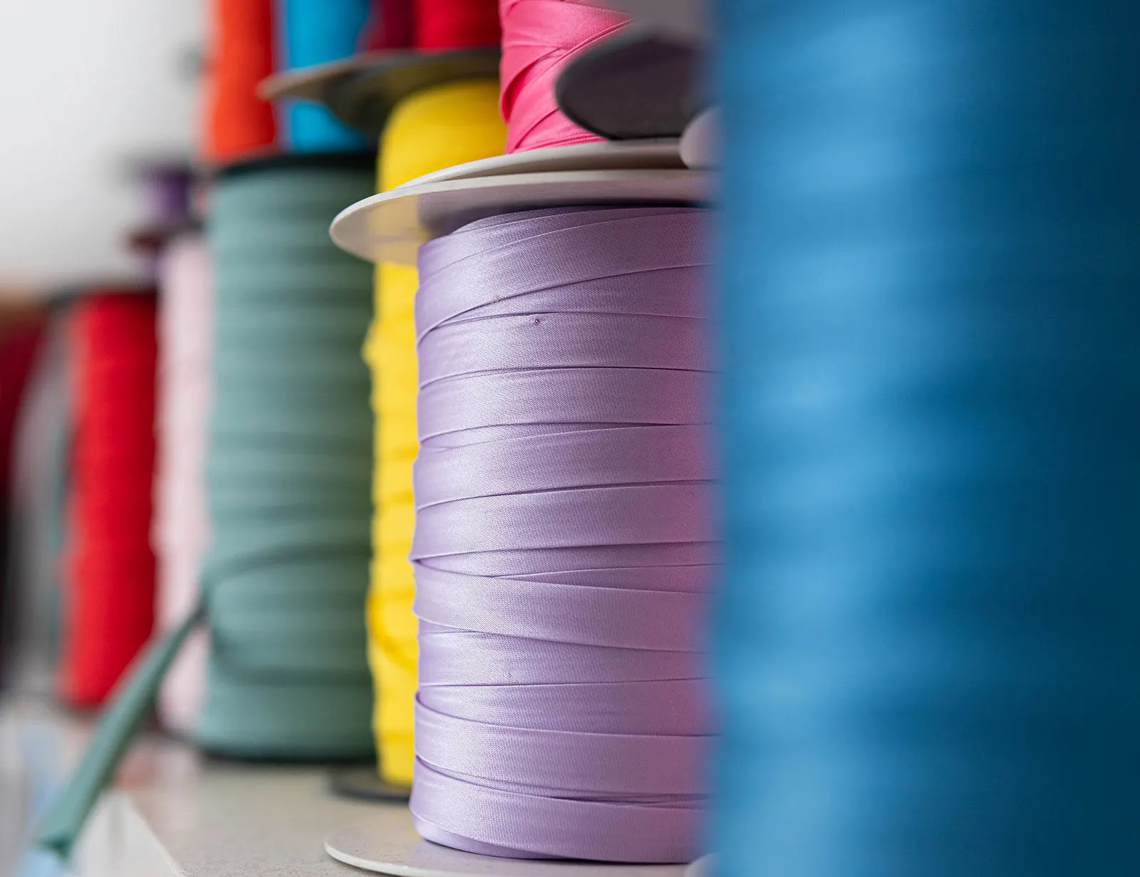 Un monde de couleurs Atelier Pascale - Bobines